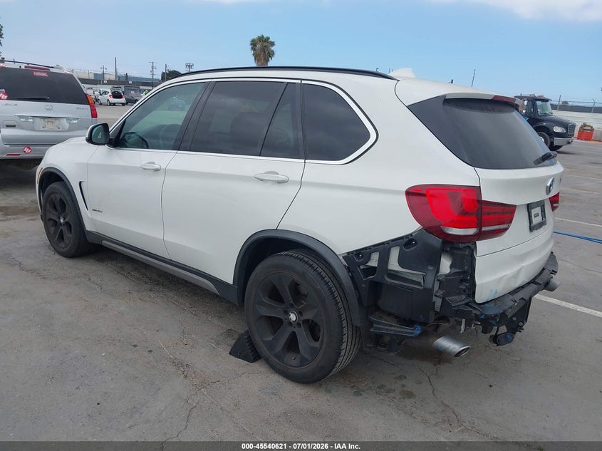 2015 BMW X5 VIN 5UXKS4C57F0N10998 IAAI salvage auction — REAR END, Salvage Title, sold $7,500 on 2026-07-23 (photo 3)