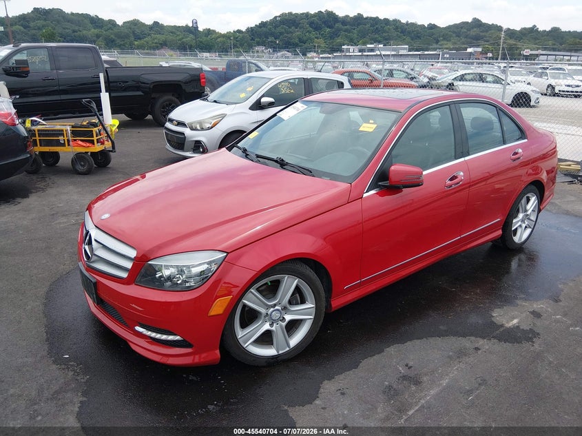 2011 Mercedes-benz C-klasse VIN WDDGF8BB7BR157264 IAAI salvage auction — FRONT END, Salvage (Missouri), sold $2,050 on 2026-08-04 (photo 2)