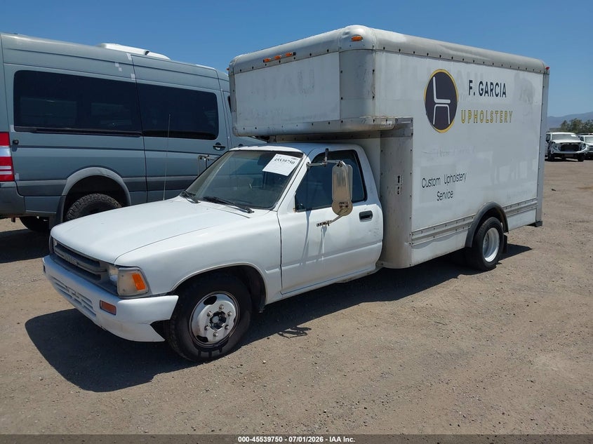 1990 Toyota Pickup VIN JT5VN94T1L0019009 IAAI salvage auction — NORMAL WEAR, Clear - Dealer Only (California), sold $1,625 on 2026-07-29 (photo 2)