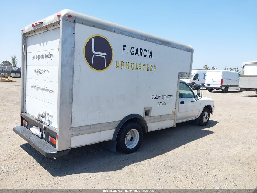 1990 Toyota Pickup VIN JT5VN94T1L0019009 IAAI salvage auction — NORMAL WEAR, Clear - Dealer Only (California), sold $1,625 on 2026-07-29 (photo 4)