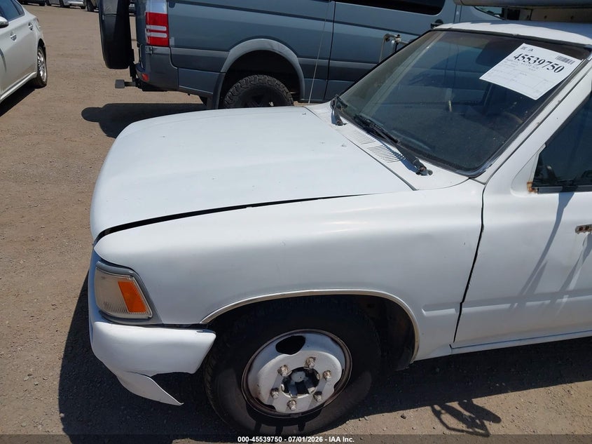 1990 Toyota Pickup VIN JT5VN94T1L0019009 IAAI salvage auction — NORMAL WEAR, Clear - Dealer Only (California), sold $1,625 on 2026-07-29 (photo 6)