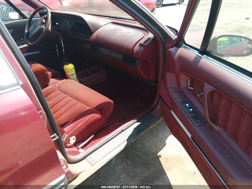 1992 Oldsmobile 98 VIN 1G3CX53L3N4317928 IAAI salvage auction — NORMAL WEAR, Clear (Oklahoma), sold $150 on 2026-07-22 (photo 5)