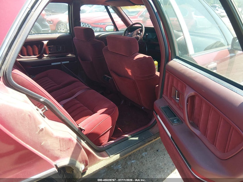 1992 Oldsmobile 98 VIN 1G3CX53L3N4317928 IAAI salvage auction — NORMAL WEAR, Clear (Oklahoma), sold $150 on 2026-07-22 (photo 8)
