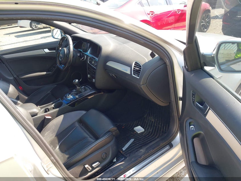 2013 Audi S4 VIN WAUDGAFL7DA105586 IAAI salvage auction — NORMAL WEAR, Previous Salvage (Michigan), sold $4,650 on 2026-07-14 (photo 5)
