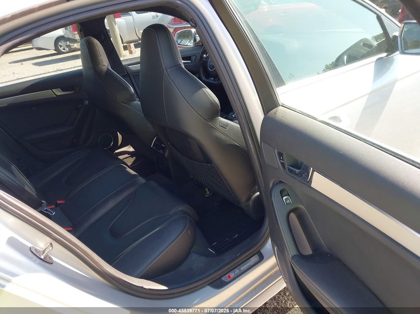 2013 Audi S4 VIN WAUDGAFL7DA105586 IAAI salvage auction — NORMAL WEAR, Previous Salvage (Michigan), sold $4,650 on 2026-07-14 (photo 8)