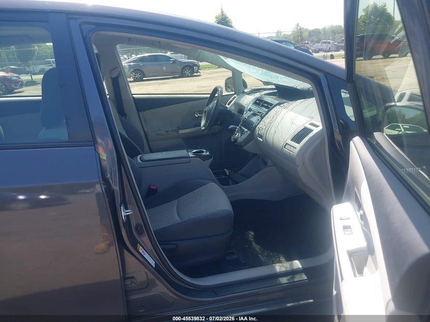 2015 Toyota Prius v VIN JTDZN3EU3FJ020865 IAAI salvage auction — FRONT END, Salvage Title, sold $2,850 on 2026-07-28 (photo 5)