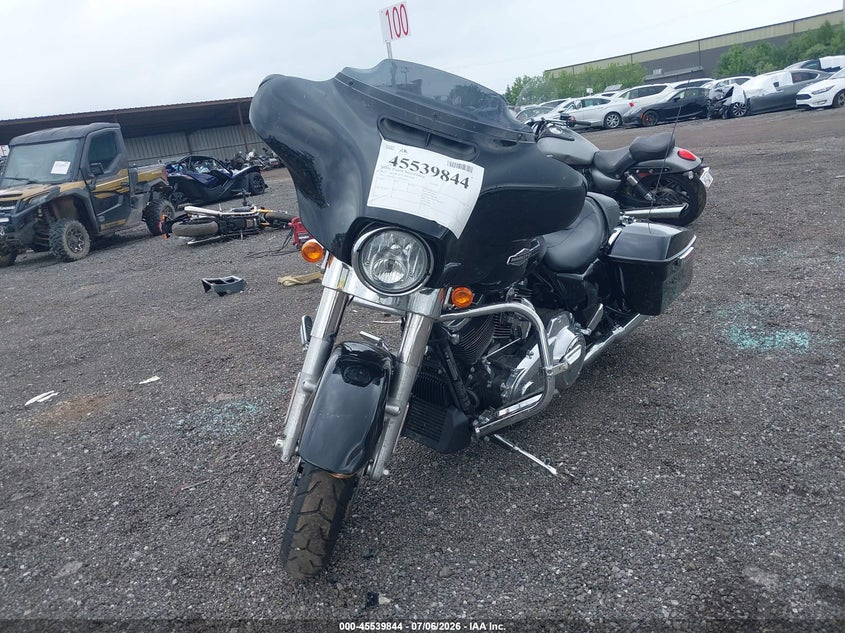 2022 Harley-davidson Street glide VIN 1HD1KBC15NB605611 IAAI salvage auction — FRONT END, Wait Title, sold $8,250 on 2026-08-11 (photo 5)