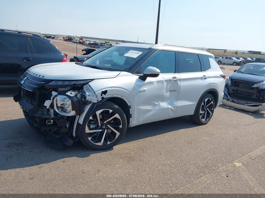2025 Mitsubishi Outlander VIN JA4T5WA93SZ042962 IAAI salvage auction — FRONT END, Enterprise Vehicles Clear Only (Florida), sold $18,100 on 2026-07-07 (photo 2)