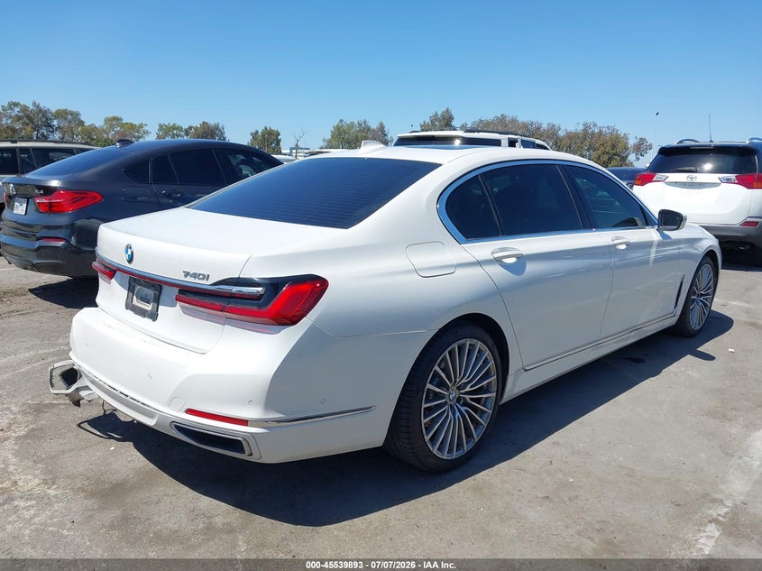2021 BMW 7er VIN WBA7T2C0XMCE56525 IAAI salvage auction — SIDE, Salvage Title, sold $19,050 on 2026-10-08 (photo 4)