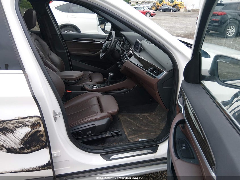 2018 BMW X1 VIN WBXHT3C30J5F88252 IAAI salvage auction — SIDE, Salvage (Pennsylvania), sold $6,300 on 2026-07-15 (photo 5)