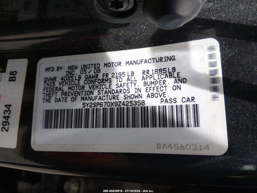 2009 Pontiac Vibe VIN 5Y2SP670X9Z425358 IAAI salvage auction — REAR END, Salvage (Connecticut), sold $425 on 2026-07-16 (photo 9)