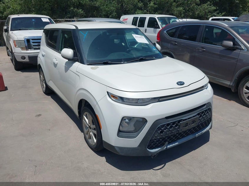 2020 Kia Soul VIN KNDJ23AU9L7068973 IAAI salvage auction — NORMAL WEAR, Original (Texas), sold $1,100 on 2026-07-29 (photo 1)