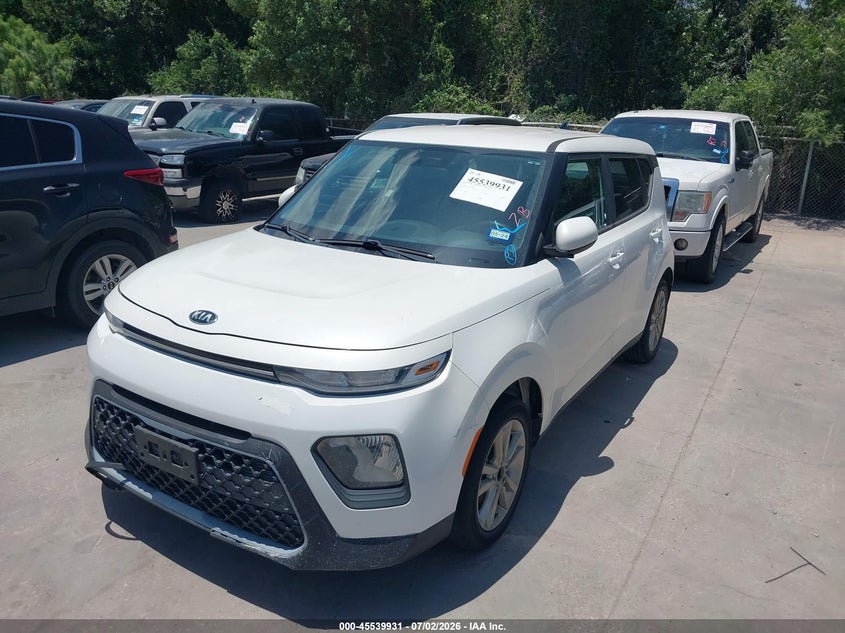 2020 Kia Soul VIN KNDJ23AU9L7068973 IAAI salvage auction — NORMAL WEAR, Original (Texas), sold $1,100 on 2026-07-29 (photo 2)