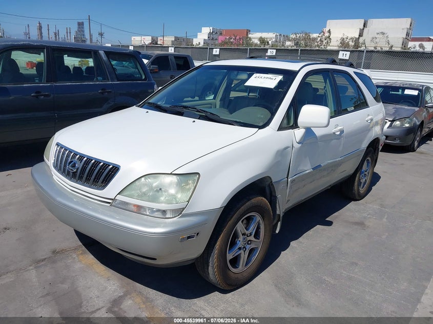 2001 Lexus Rx 300 VIN JTJGF10U810115885 IAAI salvage auction — REAR END, Clear - Dealer Only (California), sold $875 on 2026-07-15 (photo 2)