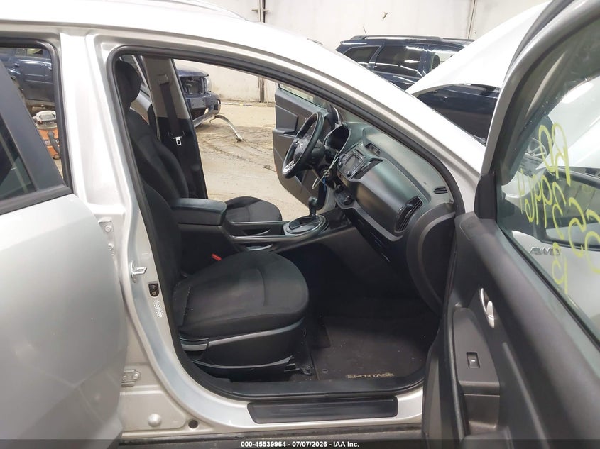 2013 Kia Sportage VIN KNDPBCA29D7524092 IAAI salvage auction — NORMAL WEAR, Clear (Pennsylvania), sold $2,000 on 2026-07-09 (photo 5)