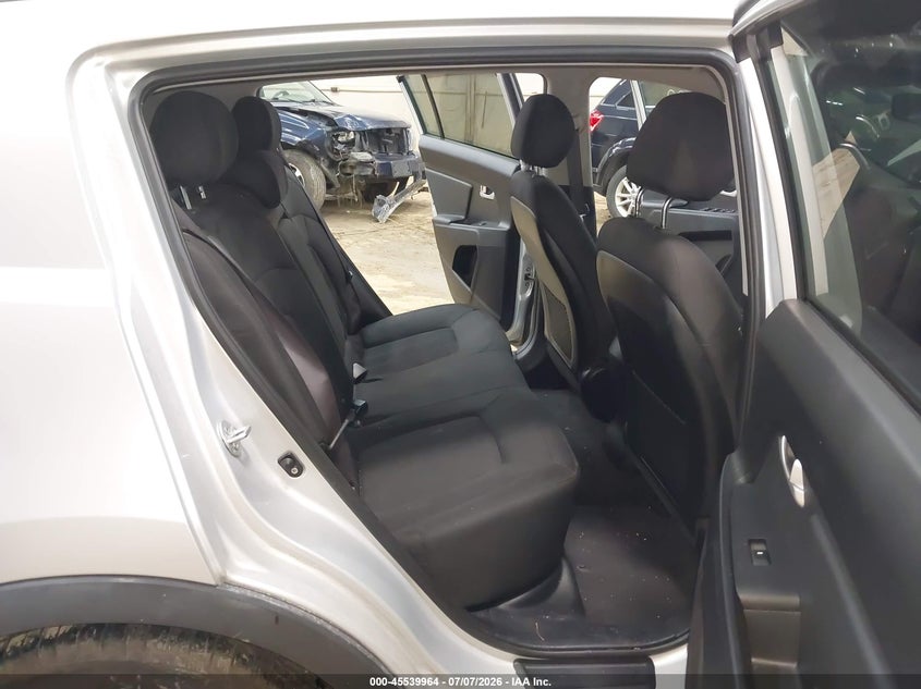 2013 Kia Sportage VIN KNDPBCA29D7524092 IAAI salvage auction — NORMAL WEAR, Clear (Pennsylvania), sold $2,000 on 2026-07-09 (photo 8)