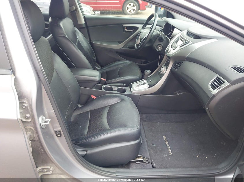 2011 Hyundai Elantra VIN KMHDH4AE1BU154347 IAAI salvage auction — NORMAL WEAR, Clear (Maryland), sold $850 on 2026-07-15 (photo 5)