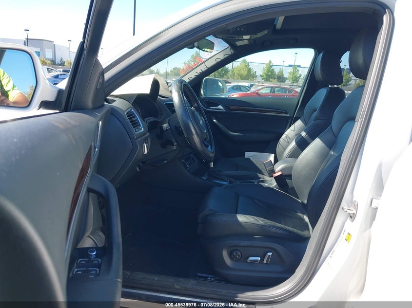 2018 Audi Q3 VIN WA1HCCFS1JR013027 IAAI salvage auction — FRONT END, Salvage Title, sold $3,650 on 2026-07-17 (photo 5)
