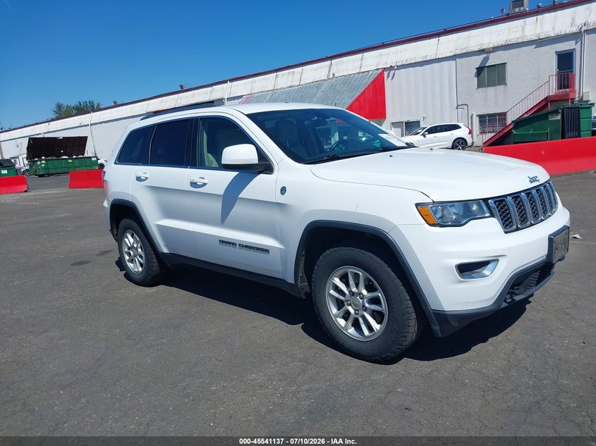 2018 Jeep Grand cherokee VIN 1C4RJFAGXJC452587 IAAI salvage auction — NORMAL WEAR, Sf97 (Oregon), sold $25 on 2026-07-29 (photo 1)