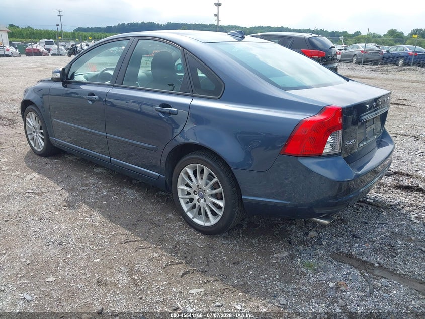 2011 Volvo S40 VIN YV1672MS5B2540572 IAAI salvage auction — REAR END, Salvage (Pennsylvania), sold $500 on 2026-07-22 (photo 3)