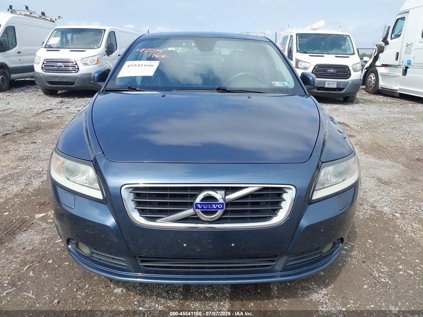 2011 Volvo S40 VIN YV1672MS5B2540572 IAAI salvage auction — REAR END, Salvage (Pennsylvania), sold $500 on 2026-07-22 (photo 6)
