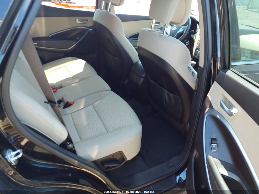 2017 Hyundai Santa fe VIN 5XYZUDLB7HG422983 IAAI salvage auction — NORMAL WEAR, Clear (Illinois), sold $1,850 on 2026-07-11 (photo 8)