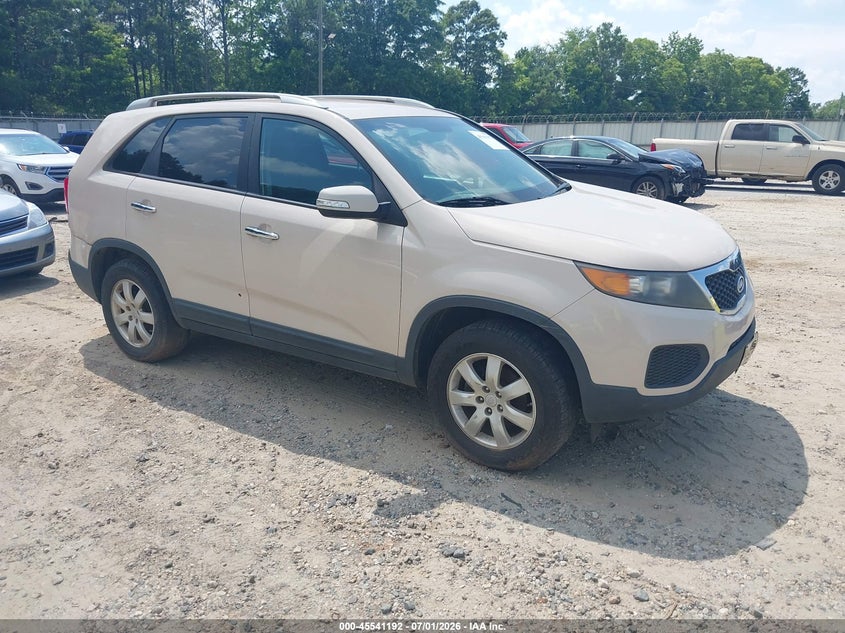 2011 Kia Sorento VIN 5XYKT4A29BG123042 IAAI salvage auction — NORMAL WEAR, Clear (Georgia), sold $675 on 2026-07-30 (photo 1)