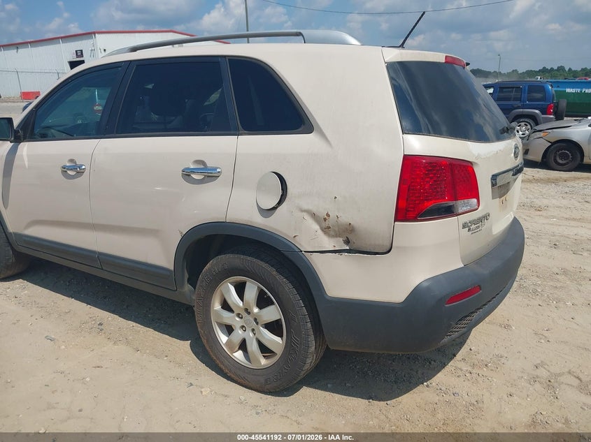 2011 Kia Sorento VIN 5XYKT4A29BG123042 IAAI salvage auction — NORMAL WEAR, Clear (Georgia), sold $675 on 2026-07-30 (photo 6)