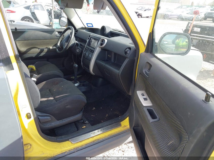 2005 Scion Xb VIN JTLKT324054016995 IAAI salvage auction — NORMAL WEAR, Original (Texas), sold $550 on 2026-07-27 (photo 5)