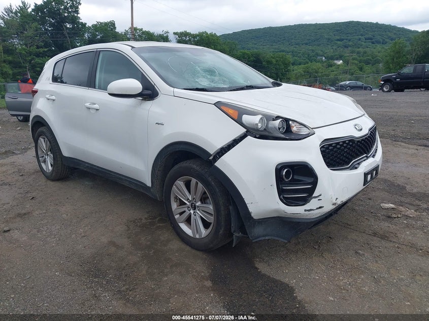 2017 Kia Sportage VIN KNDPMCAC3H7199996 IAAI salvage auction — LEFT FRONT, Salvage Title, sold $2,250 on 2026-07-23 (photo 1)