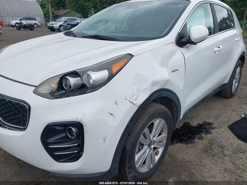 2017 Kia Sportage VIN KNDPMCAC3H7199996 IAAI salvage auction — LEFT FRONT, Salvage Title, sold $2,250 on 2026-07-23 (photo 6)