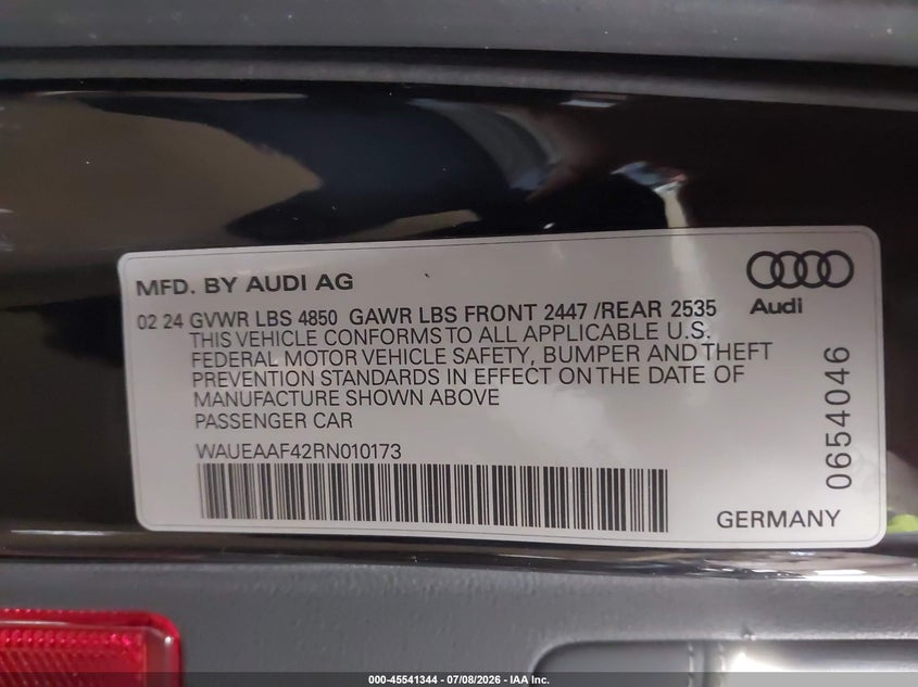 2024 Audi A4 VIN WAUEAAF42RN010173 IAAI salvage auction — RIGHT FRONT, Salvage Title, sold $11,775 on 2026-09-14 (photo 9)