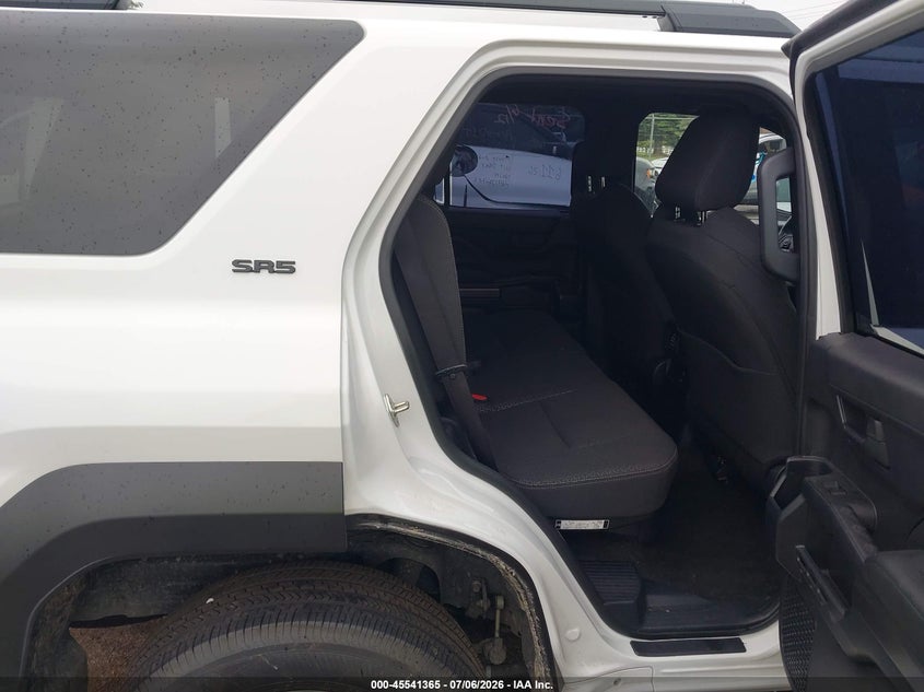 2025 Toyota 4runner VIN JTEVA5BR3S5033541 IAAI salvage auction — RIGHT FRONT, Clear (Michigan), sold $33,400 on 2026-07-16 (photo 8)