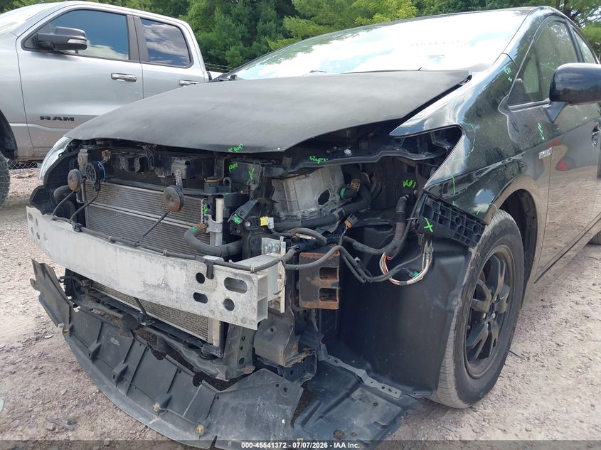 2014 Toyota Prius VIN JTDKN3DU6E1767149 IAAI salvage auction — FRONT END, Salvage Title, sold $900 on 2026-07-29 (photo 6)