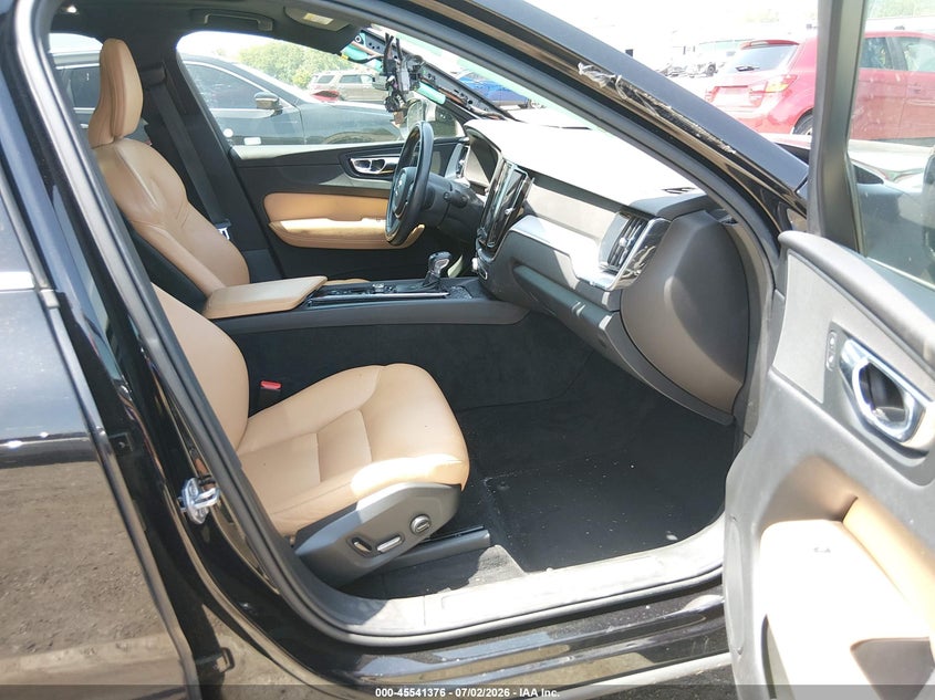 2019 Volvo Xc60 VIN YV4A22RK3K1343748 IAAI salvage auction — ROOF, Salvage Title, sold $5,900 on 2026-08-09 (photo 5)
