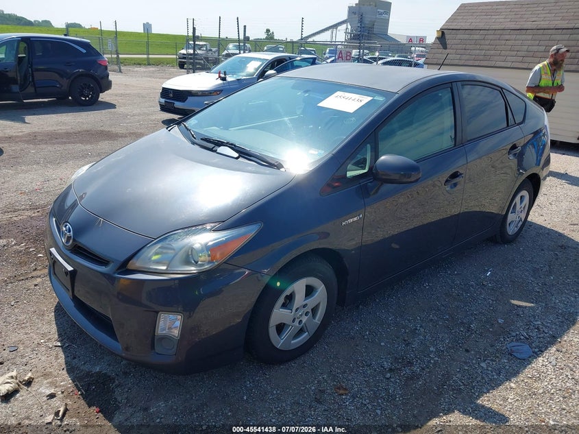 2010 Toyota Prius VIN JTDKN3DU0A1237513 IAAI salvage auction — NORMAL WEAR, Clear (Illinois), sold $2,600 on 2026-07-15 (photo 2)