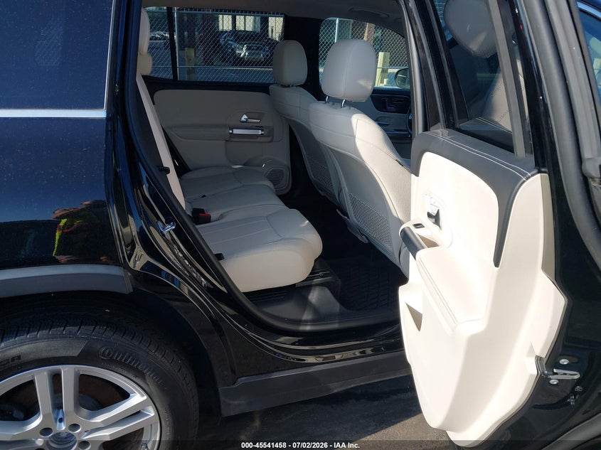 2020 Mercedes-benz Glb-class VIN W1N4M4HB6LW056134 IAAI salvage auction — REAR END, Salvage (Massachusetts), sold $8,100 on 2026-07-30 (photo 8)