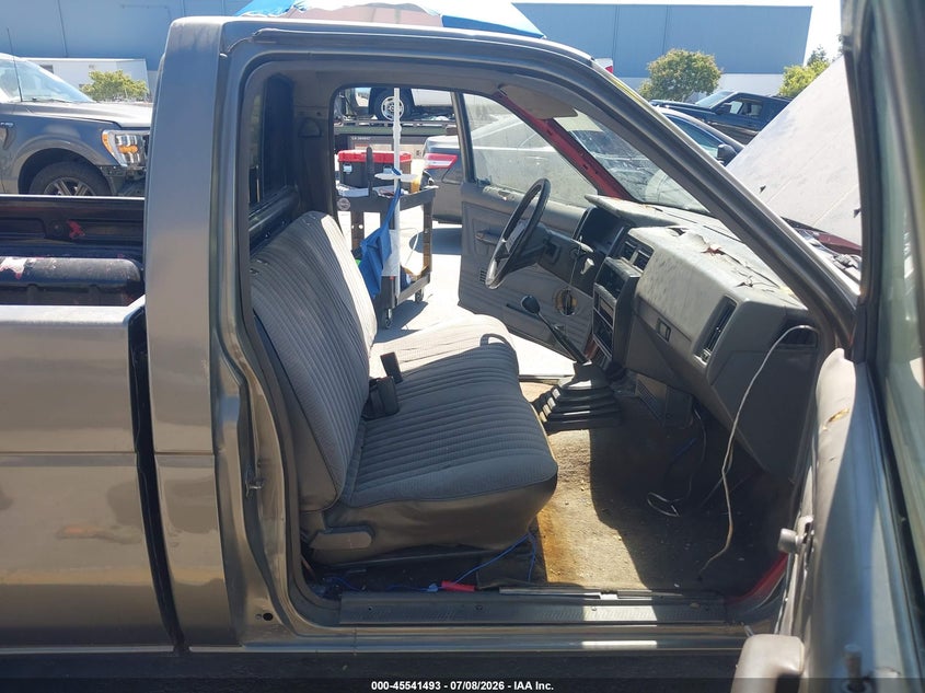 1989 Nissan D21 VIN 1N6ND11S2KC374110 IAAI salvage auction — LEFT REAR, Salvage (California), sold $375 on 2026-08-03 (photo 5)