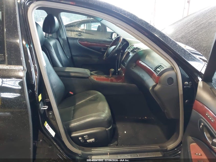 2011 Lexus Ls 460 VIN JTHCL5EF2B5010435 IAAI salvage auction — RIGHT FRONT, Salvage (Florida), sold $50 on 2026-07-28 (photo 5)