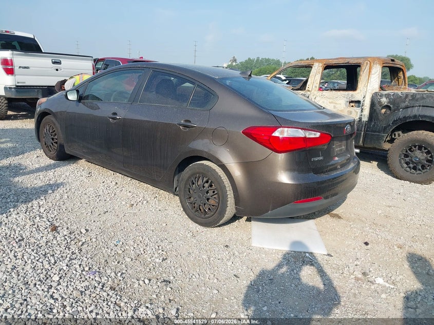 2015 Kia Forte VIN KNAFX4A67F5365414 IAAI salvage auction — RIGHT SIDE, Salvage (Ohio), sold $550 on 2026-07-19 (photo 3)