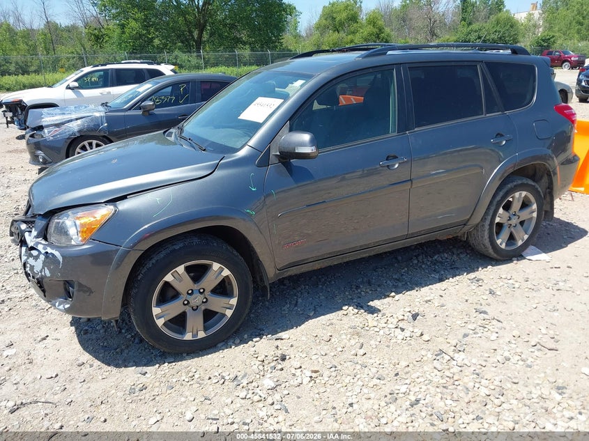 2011 Toyota Rav4 VIN JTMWF4DV7B5041947 IAAI salvage auction — FRONT END, Clear (Wisconsin), sold $1,850 on 2026-07-23 (photo 2)