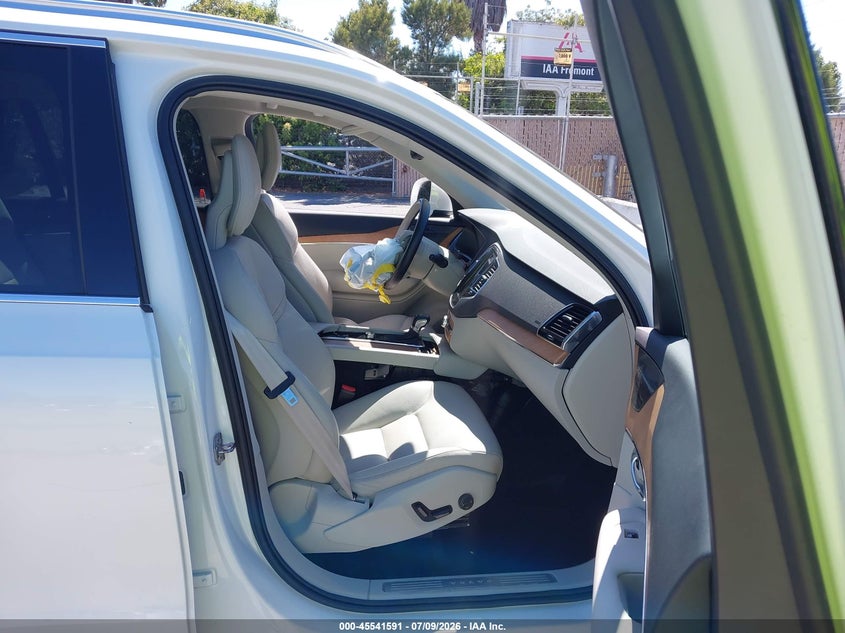 2022 Volvo Xc90 VIN YV4A221K1N1786271 IAAI salvage auction — UNKNOWN, Salvage Title, sold $10,900 on 2026-08-05 (photo 5)