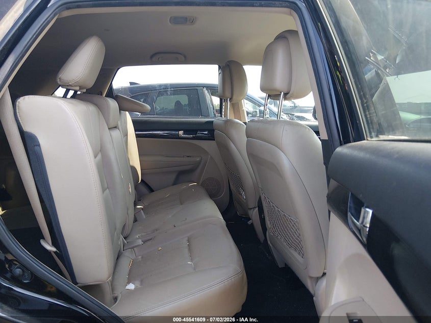2013 Kia Sorento VIN 5XYKU4A69DG333420 IAAI salvage auction — NORMAL WEAR, Clear (North Carolina), sold $675 on 2026-07-29 (photo 8)