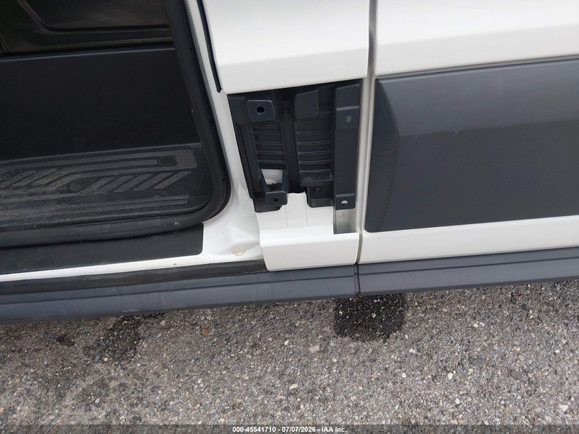 2018 Ford Transit-350 VIN 1FBZX2ZM0JKA11756 IAAI salvage auction — NORMAL WEAR, SF97 (Maryland), sold $10,200 on 2026-07-21 (photo 6)