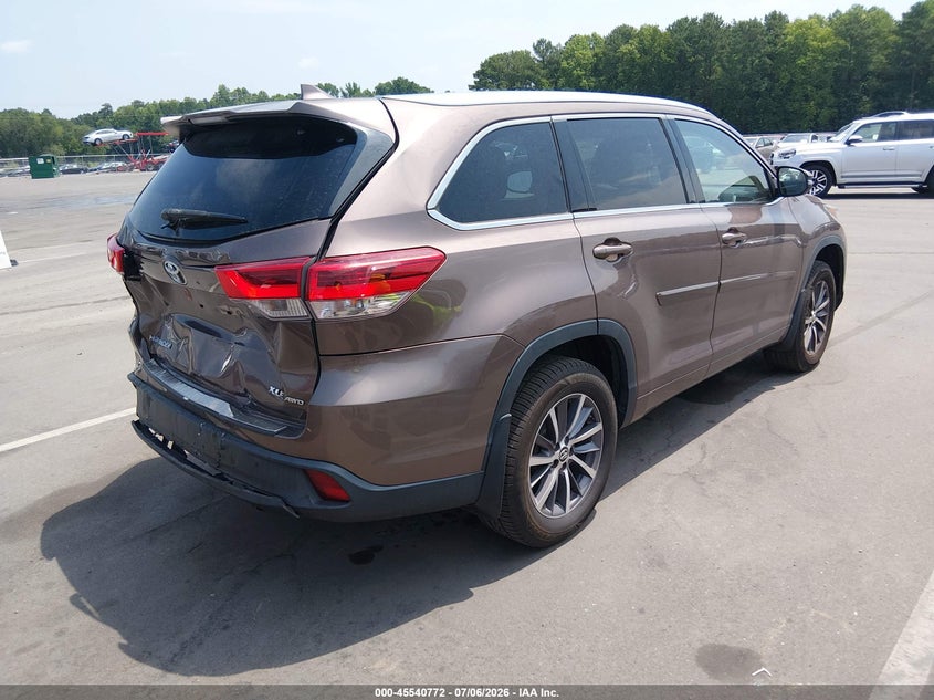 2018 Toyota Highlander VIN 5TDJZRFHXJS801352 IAAI salvage auction — REAR END, Salvage (North Carolina), sold $9,700 on 2026-07-23 (photo 4)