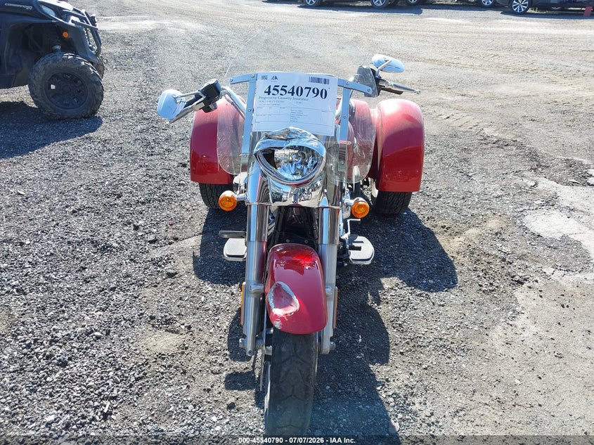 2018 Harley-davidson Freewheeler VIN 1HD1MCC16JB857684 IAAI salvage auction — REAR END, Bill Of Sale (Washington), sold $5,500 on 2026-07-29 (photo 5)