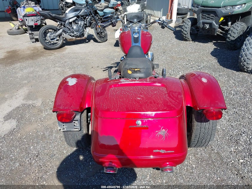 2018 Harley-davidson Freewheeler VIN 1HD1MCC16JB857684 IAAI salvage auction — REAR END, Bill Of Sale (Washington), sold $5,500 on 2026-07-29 (photo 6)