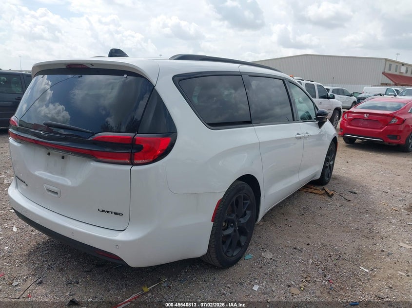 2025 Chrysler Pacifica VIN 2C4RC1GGXSR522022 IAAI salvage auction — ENGINE DAMAGE, Enterprise Vehicles Clear Only (Pennsylvania), sold $18,850 on 2026-07-23 (photo 4)