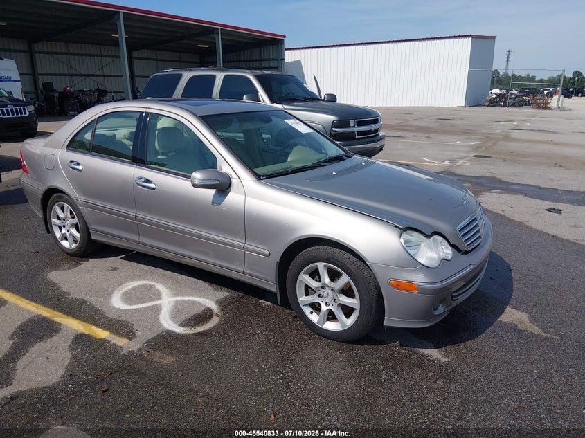 2007 Mercedes-benz C class VIN WDBRF56H87F856538 IAAI salvage auction — NORMAL WEAR, Repossession Paperwork (South Carolina), sold $400 on 2026-08-17 (photo 1)