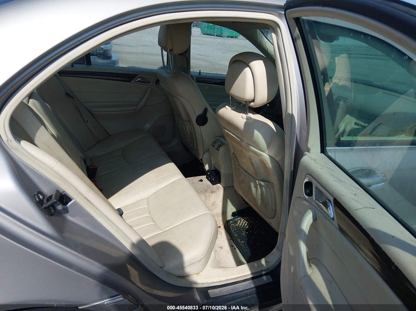 2007 Mercedes-benz C class VIN WDBRF56H87F856538 IAAI salvage auction — NORMAL WEAR, Repossession Paperwork (South Carolina), sold $400 on 2026-08-17 (photo 8)